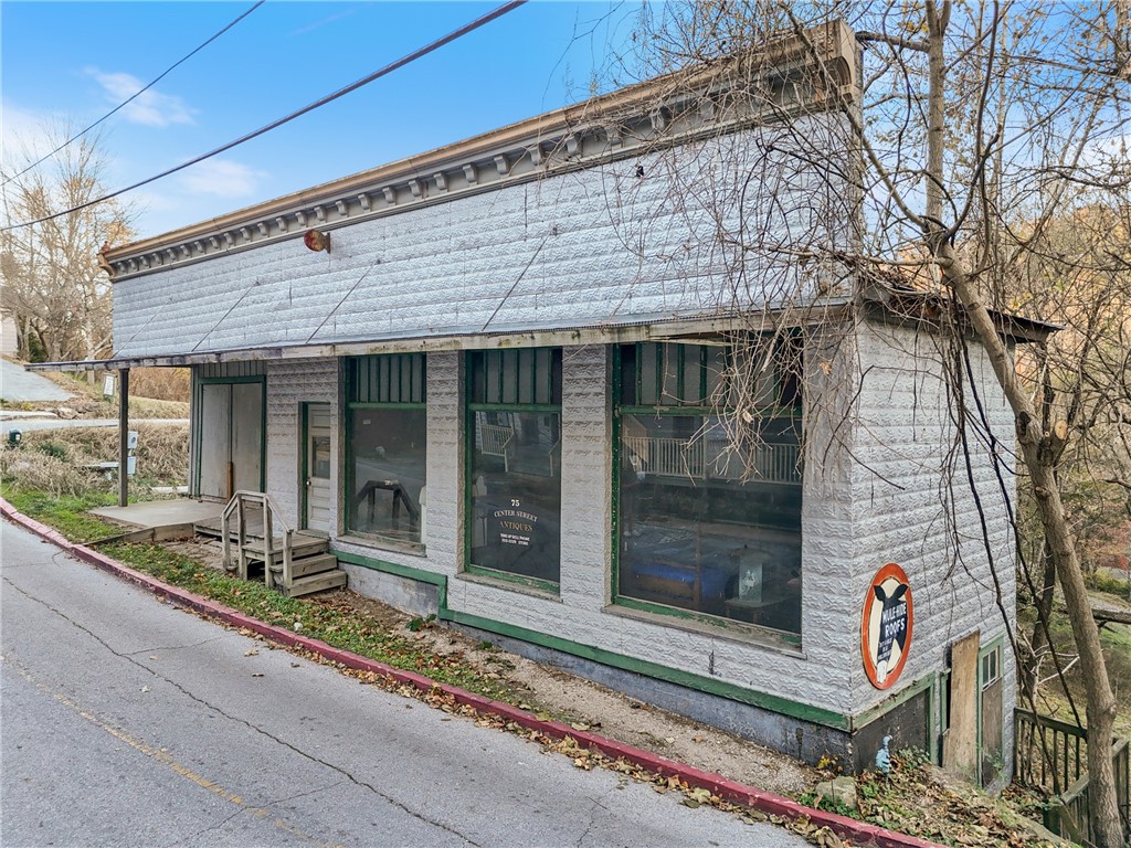 75 Center Street