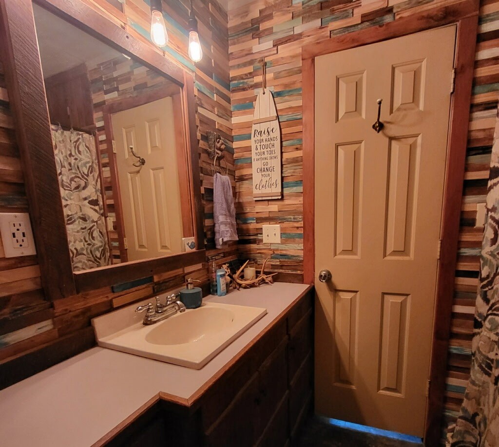 14603 Locust Mountain Road