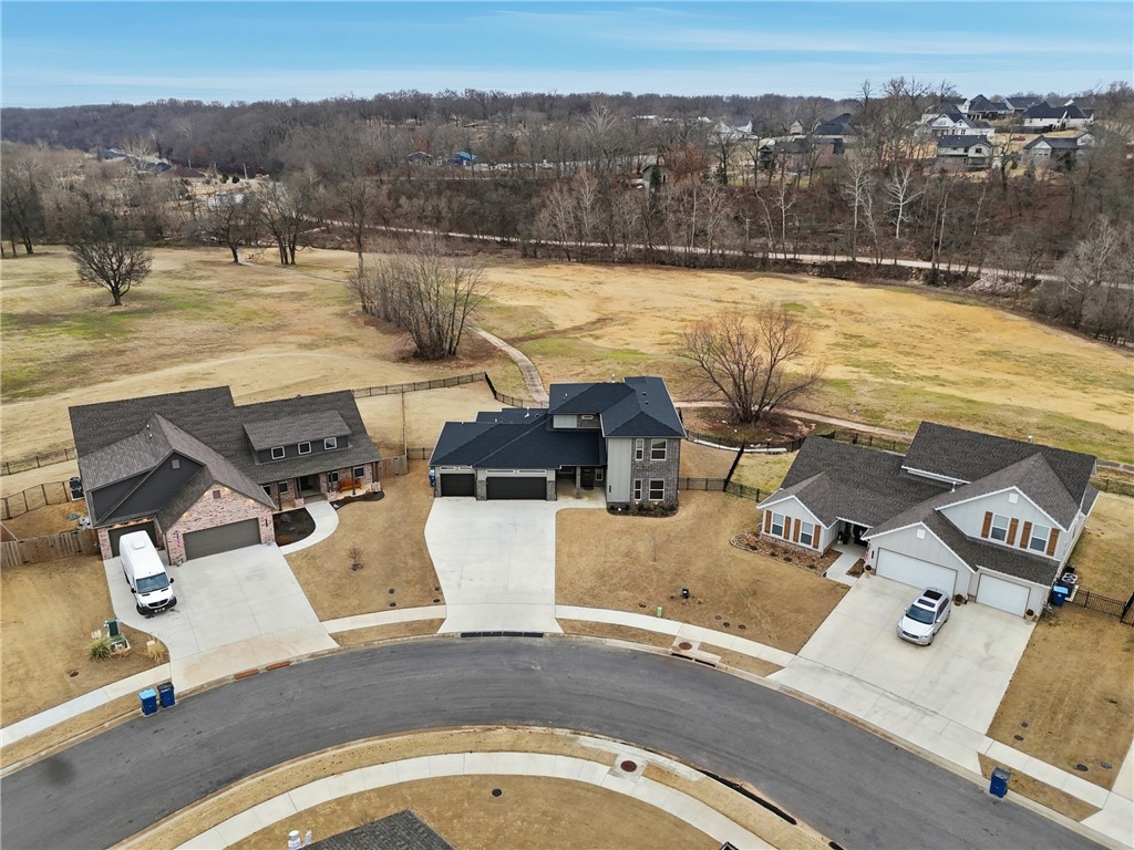2521 Fairway Circle