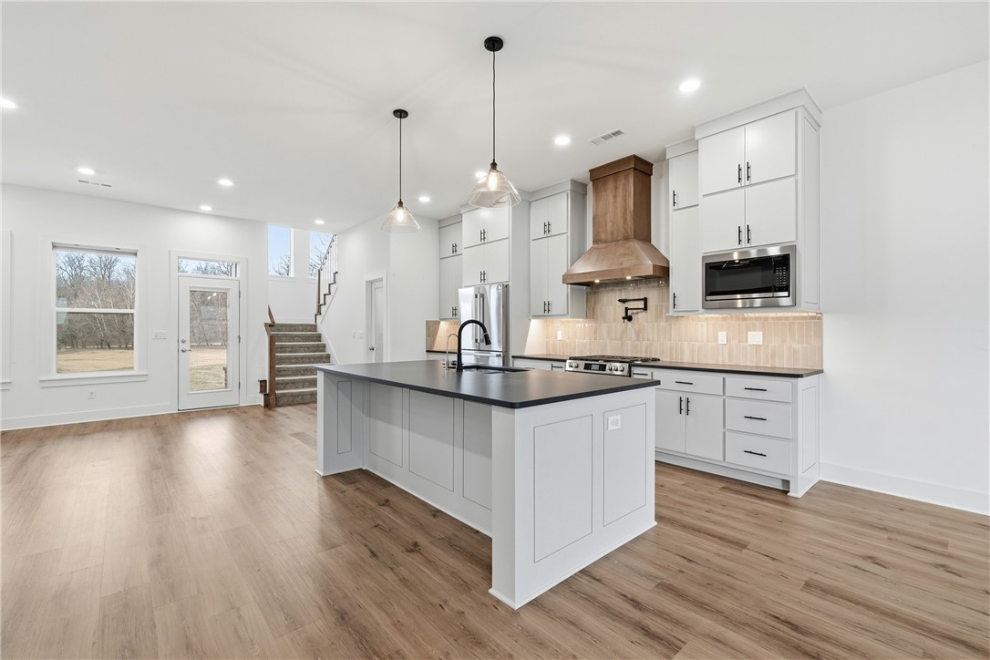 2521 Fairway Circle