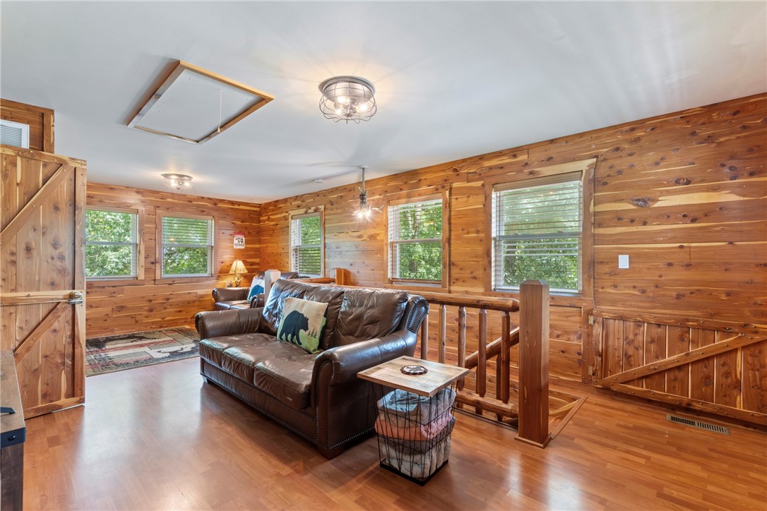 805 County Road 309
