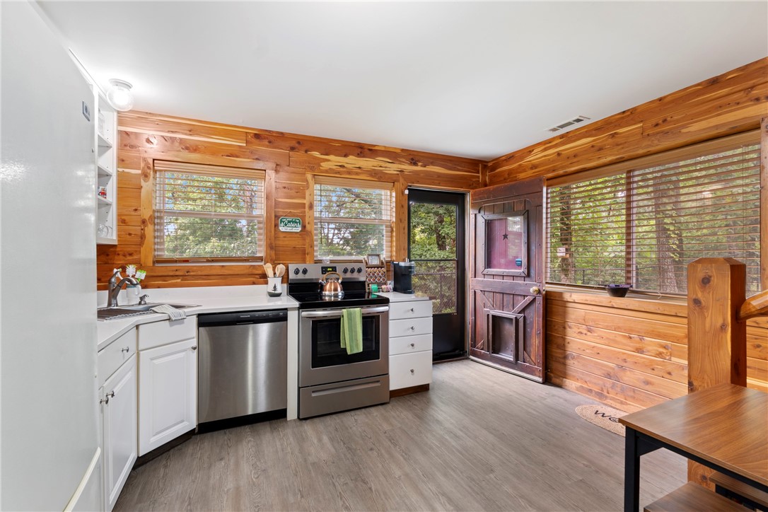 805 County Road 309
