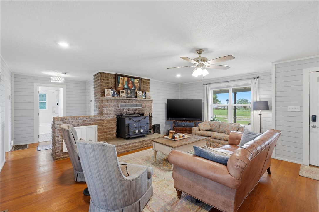 82 County Road 327