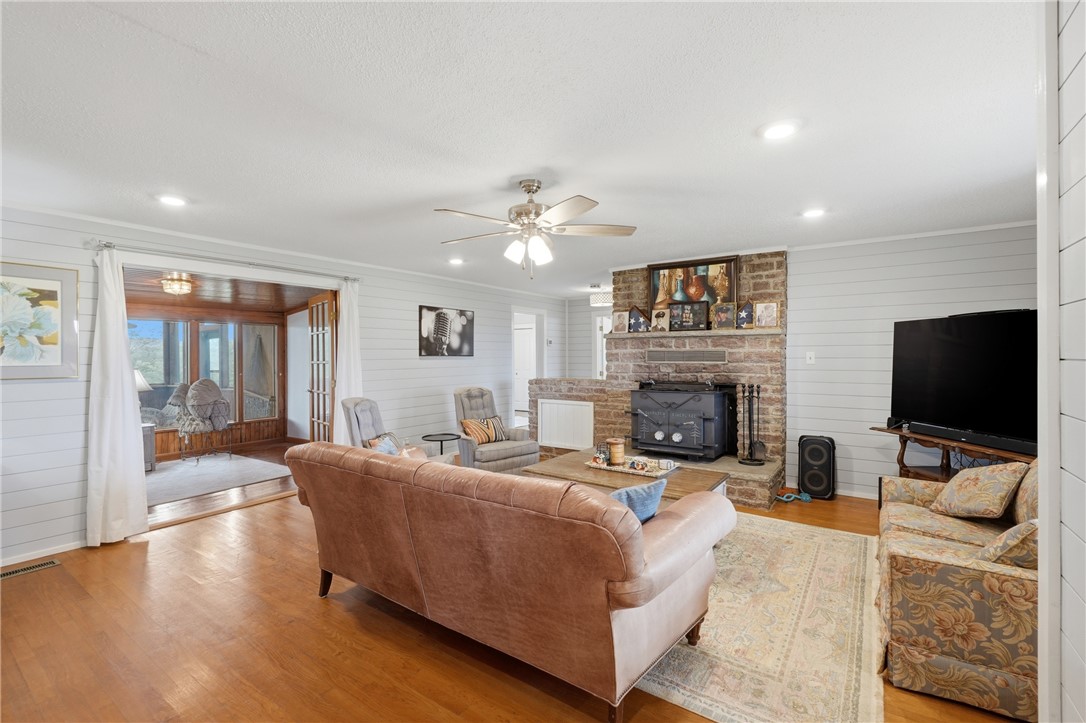 82 County Road 327