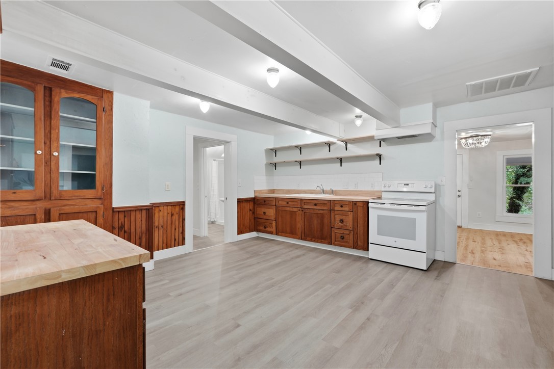 88 Grand Avenue