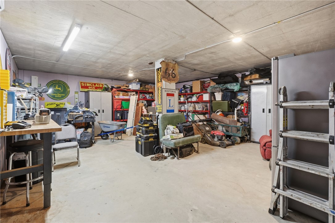 11 Country Club Drive