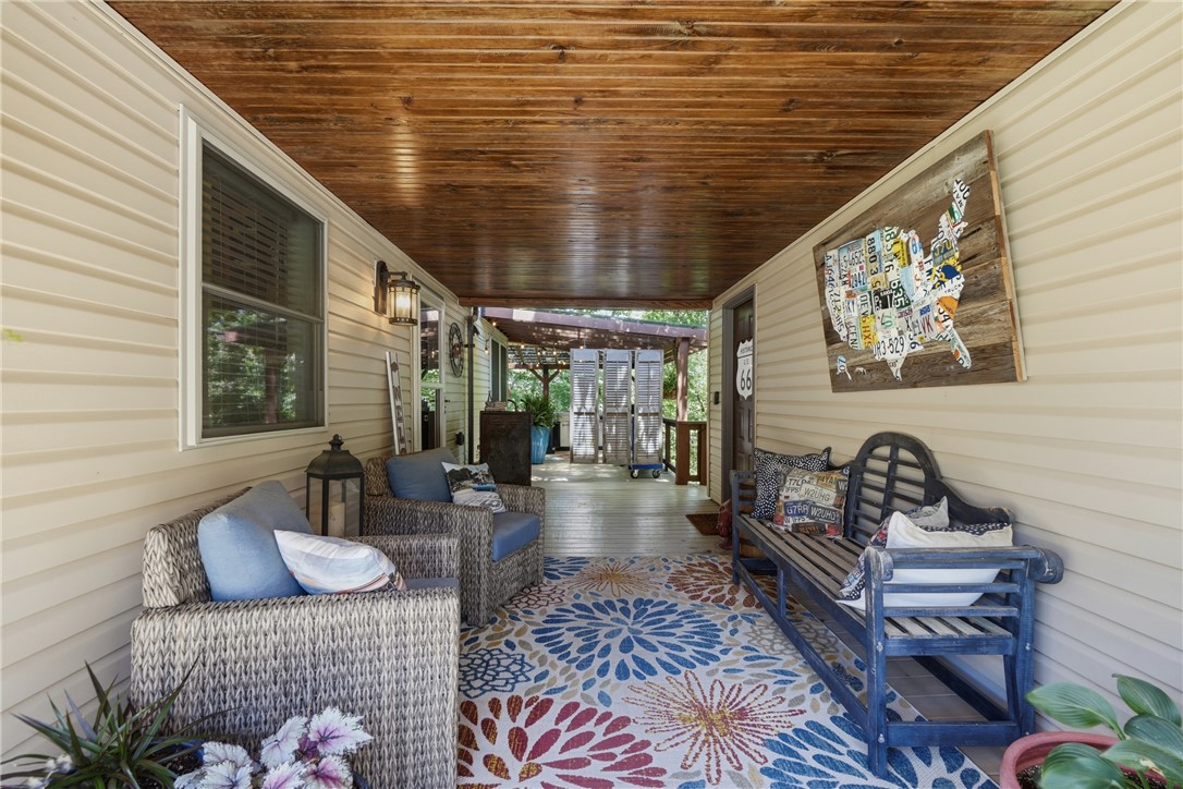 11 Country Club Drive