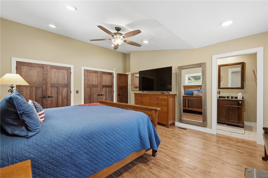 11 Country Club Drive