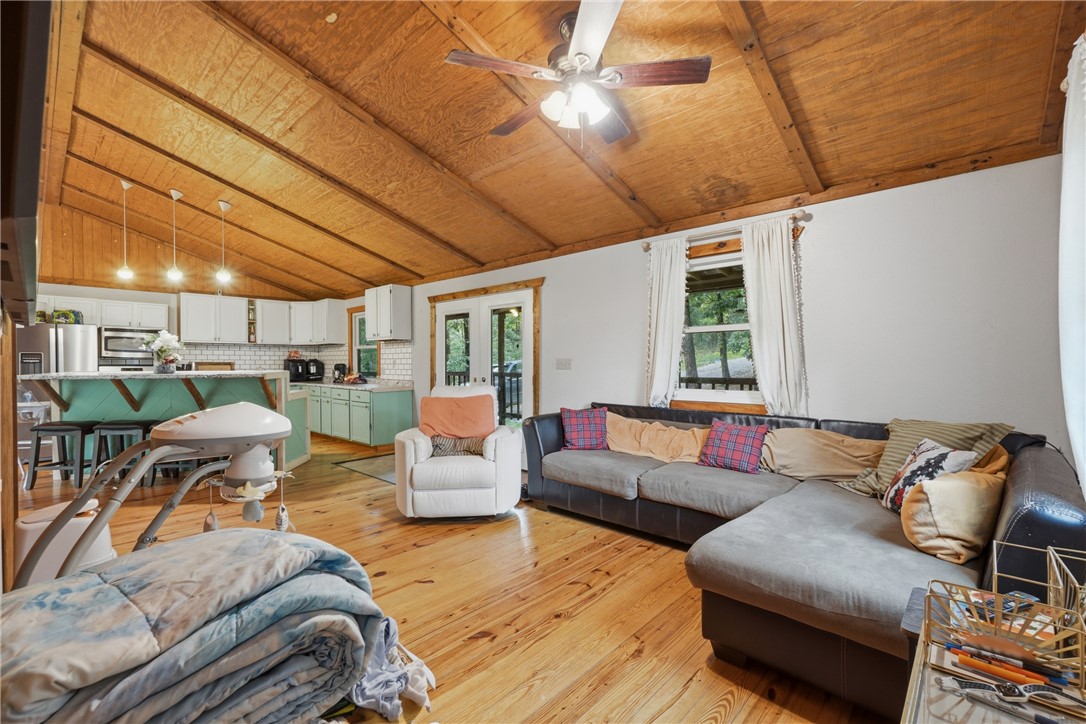 305 County Road 2664