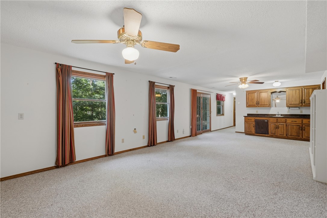 19 Lonsdale Drive