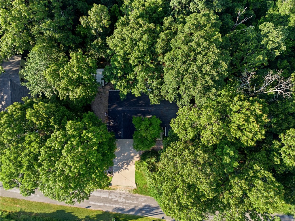 19 Lonsdale Drive