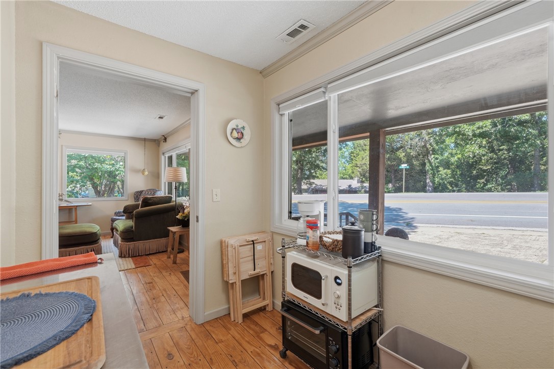 182 W Van Buren