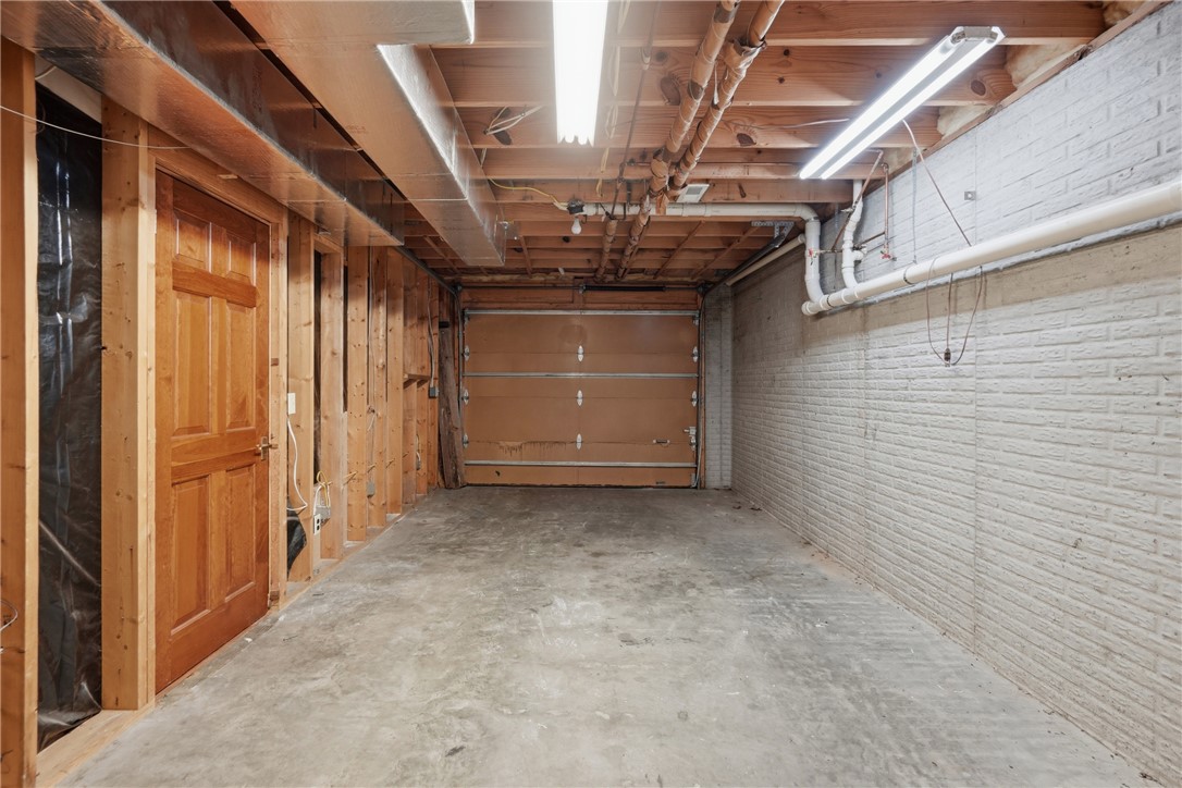 6 Fairway Drive