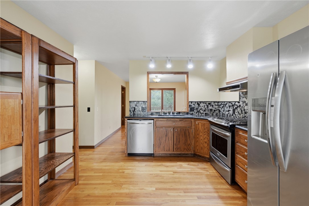 6 Fairway Drive