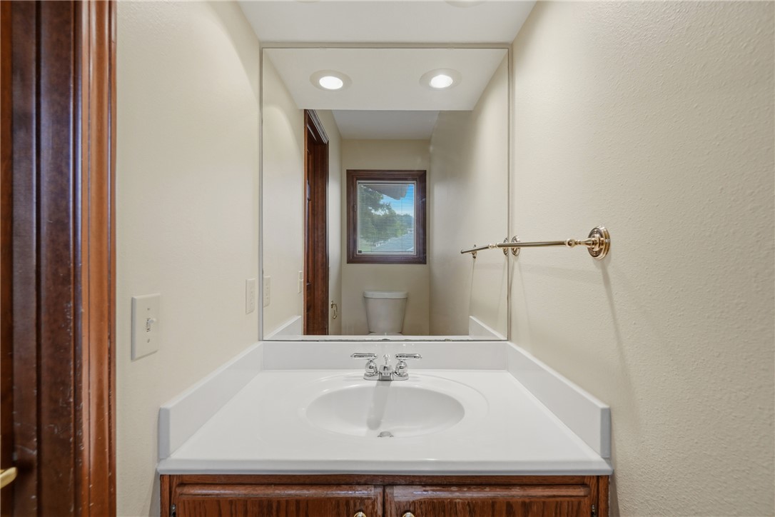 6 Fairway Drive