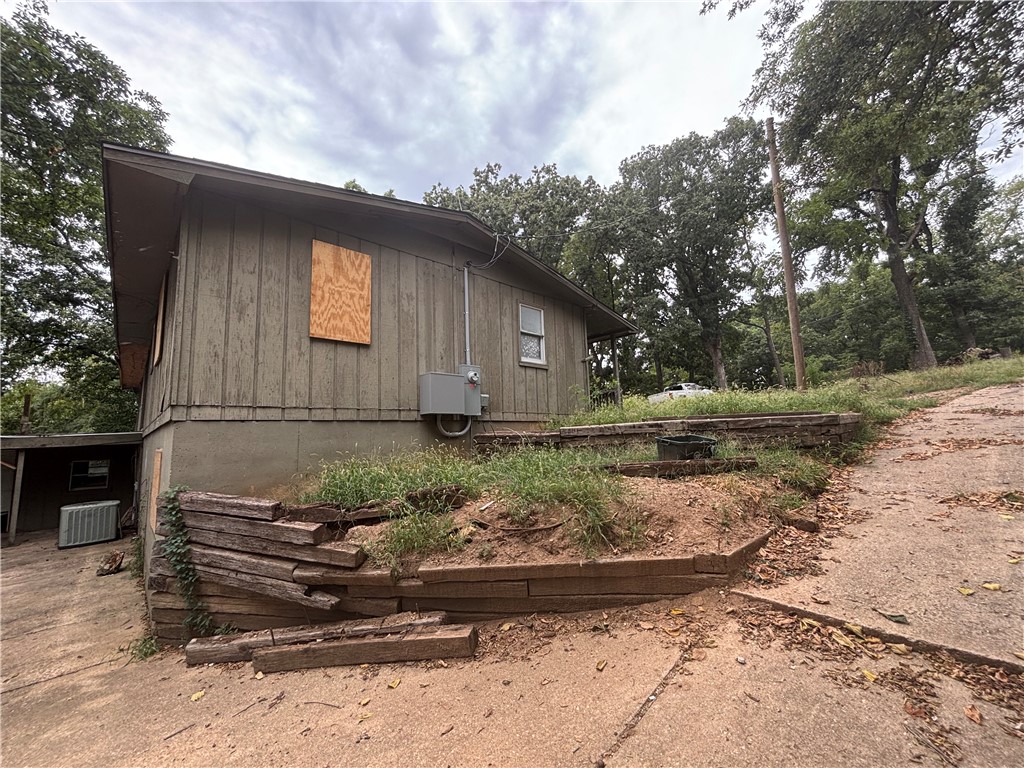 60 Saturn Avenue