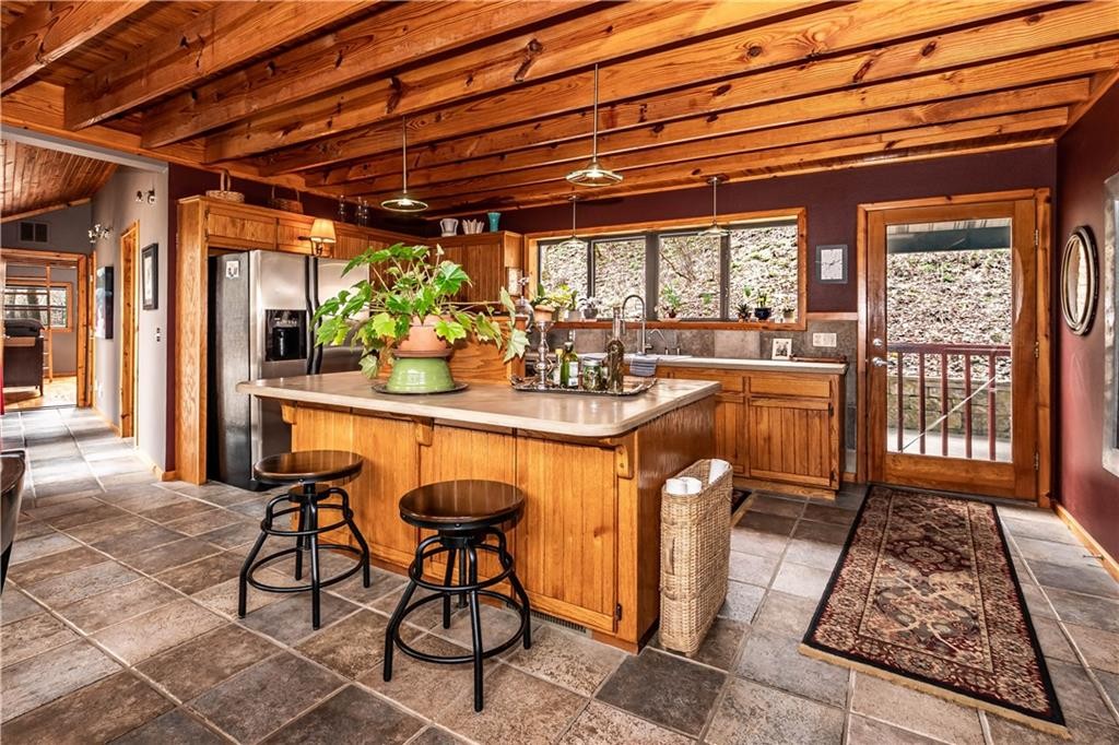 11346 Farm Road 2285