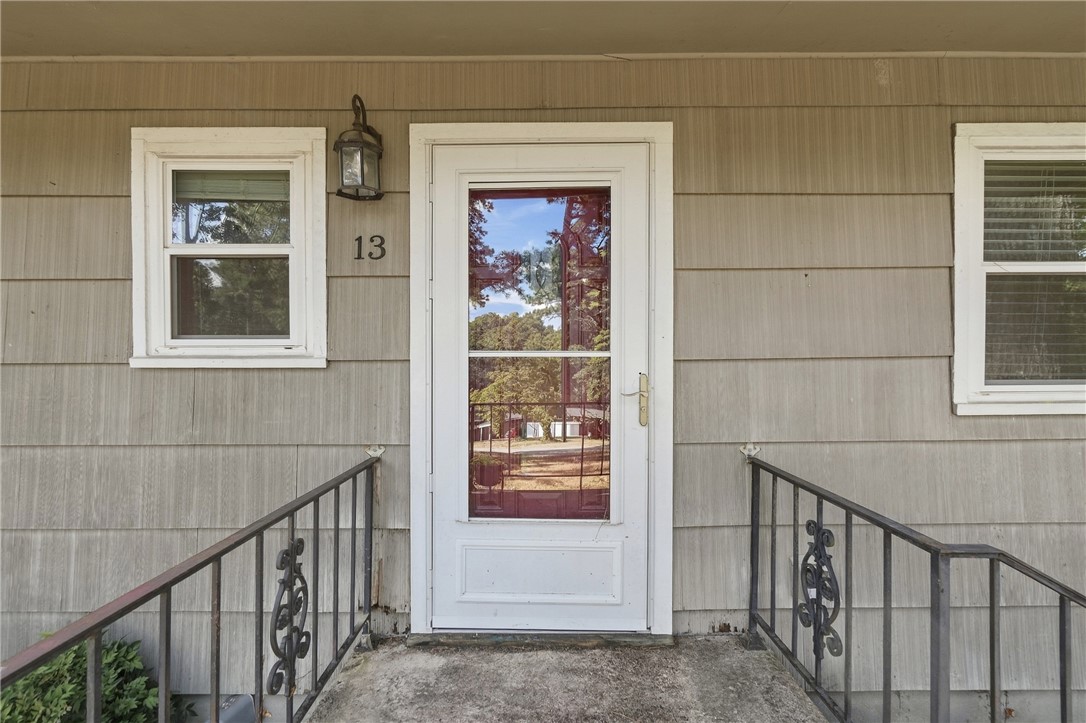 13 Sheneman Drive