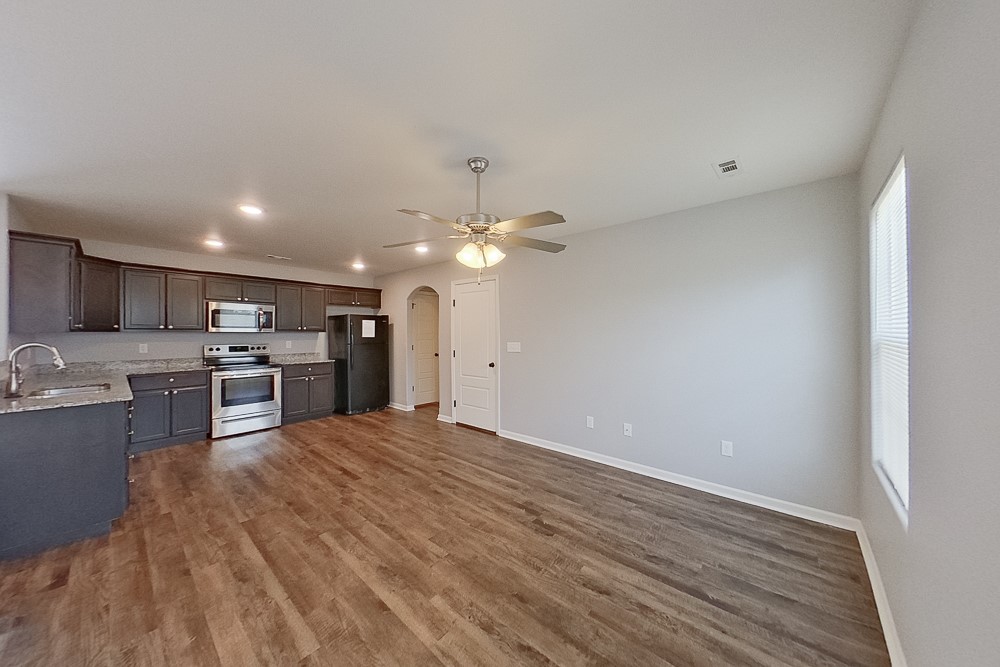 202 Fieldstone Circle