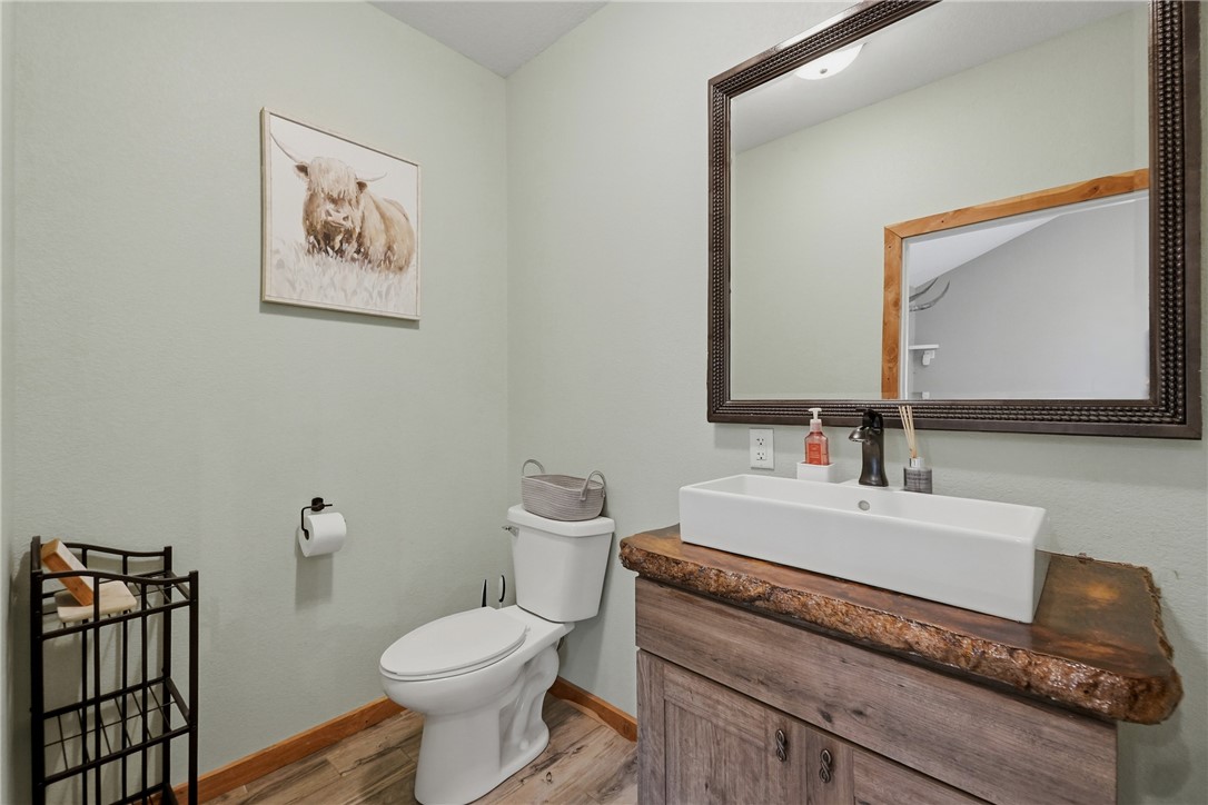 28559 Farm Road 11190