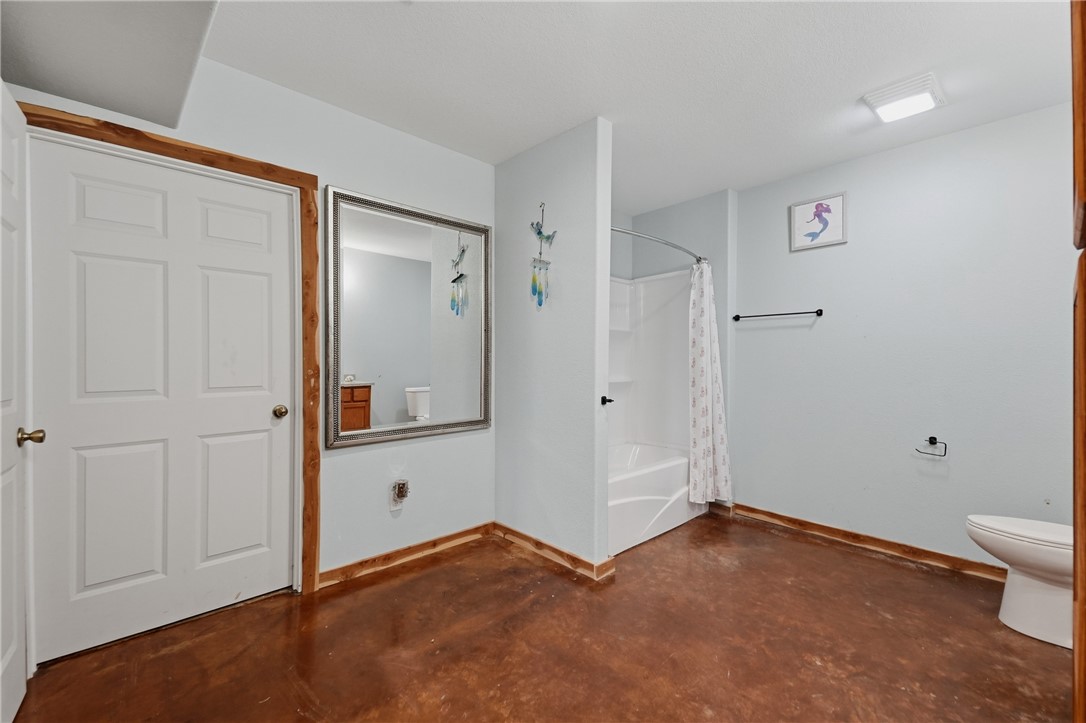28559 Farm Road 11190