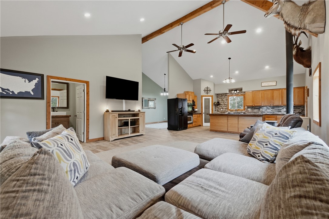 28559 Farm Road 11190