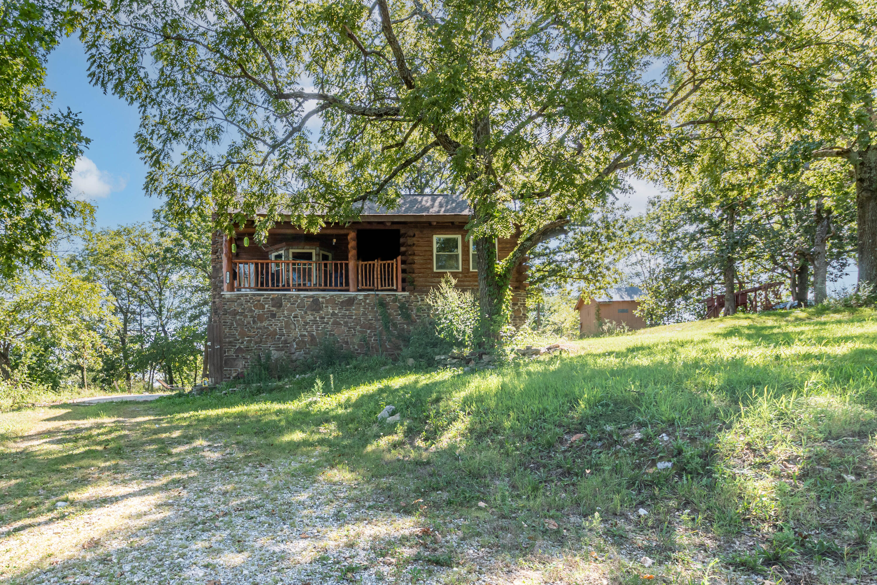17982 Farm Road 2262