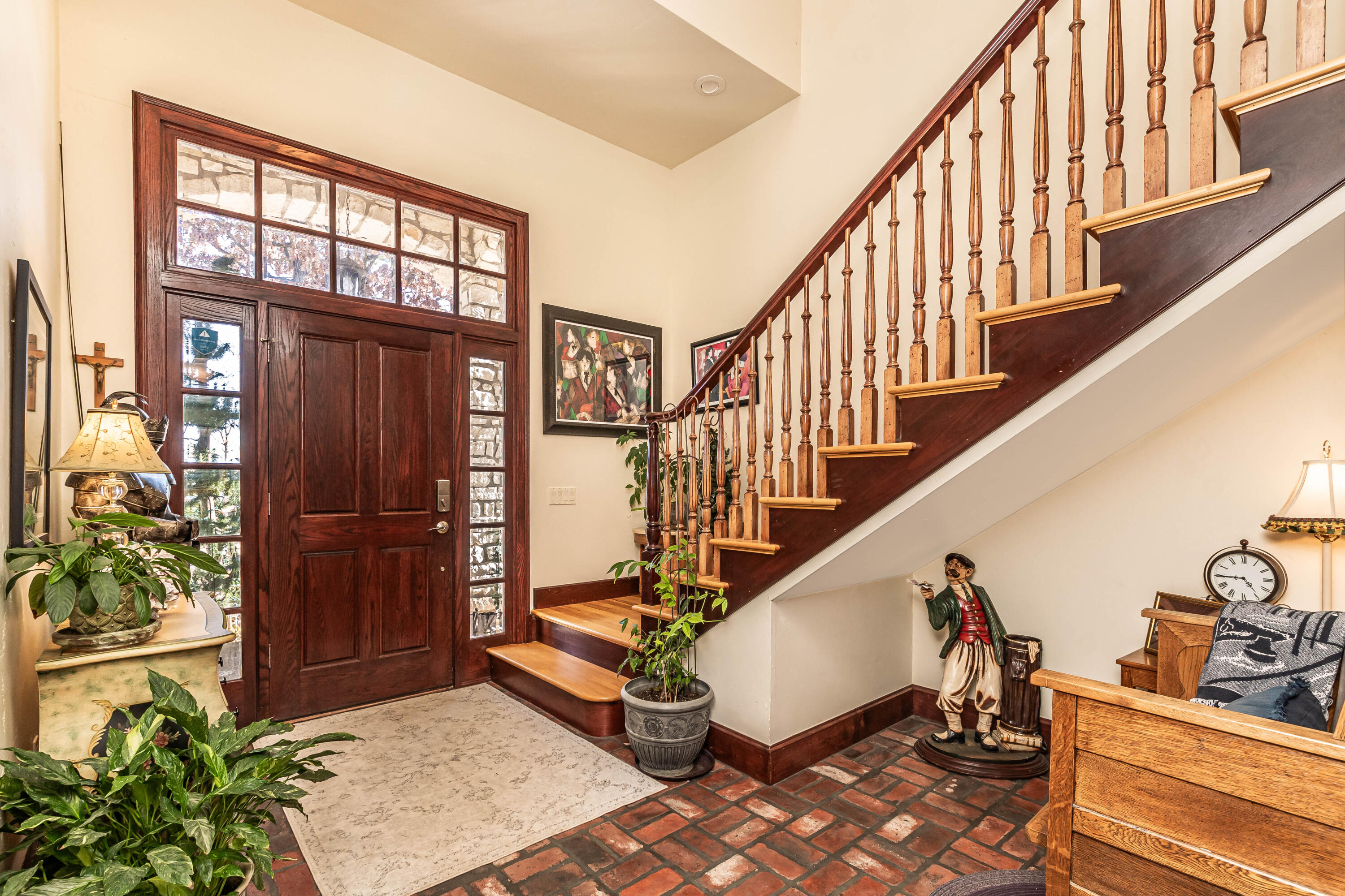 31 Mission Hills