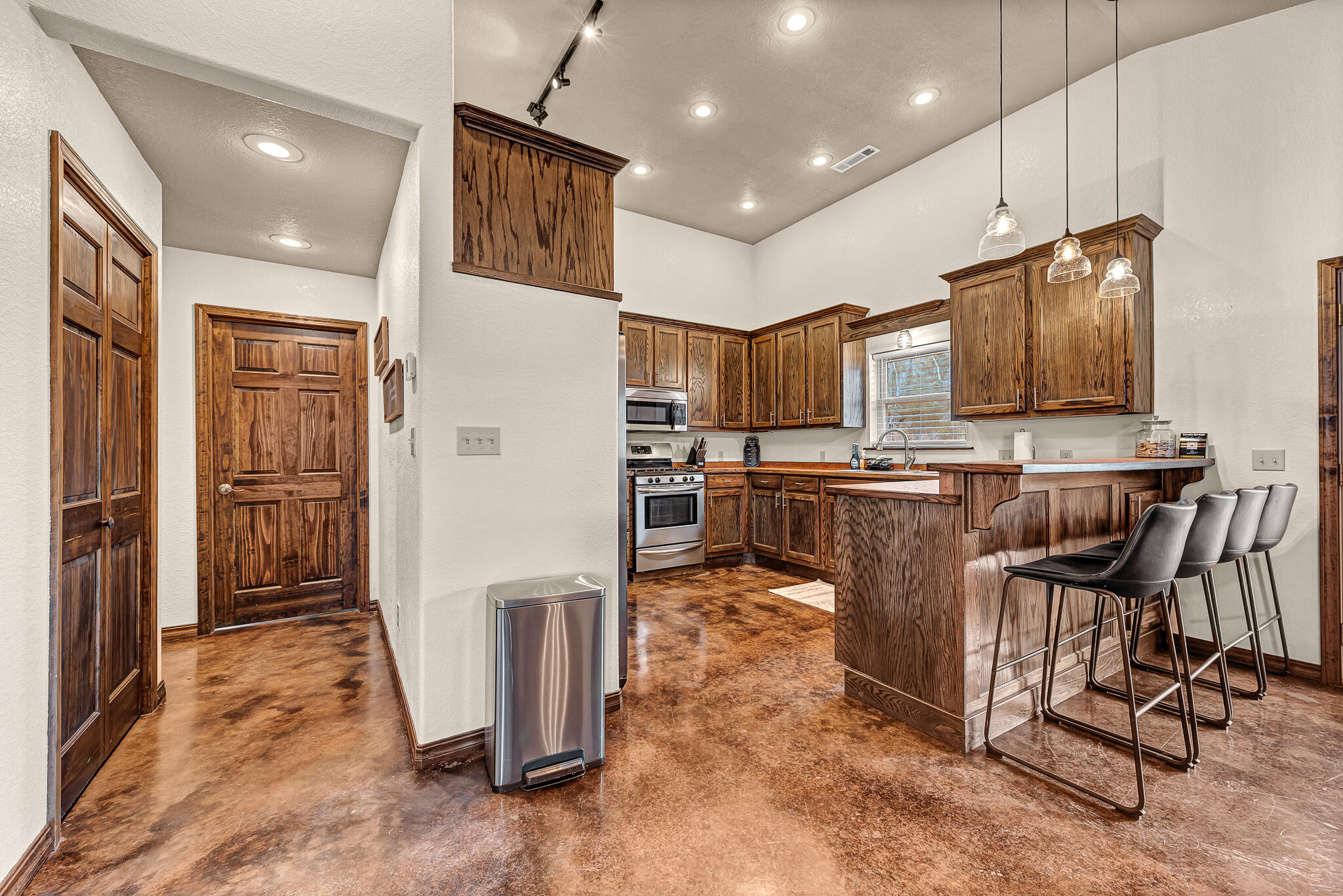 563 County Road 301
