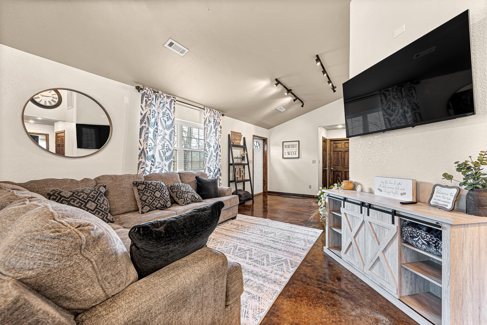 563 County Road 301