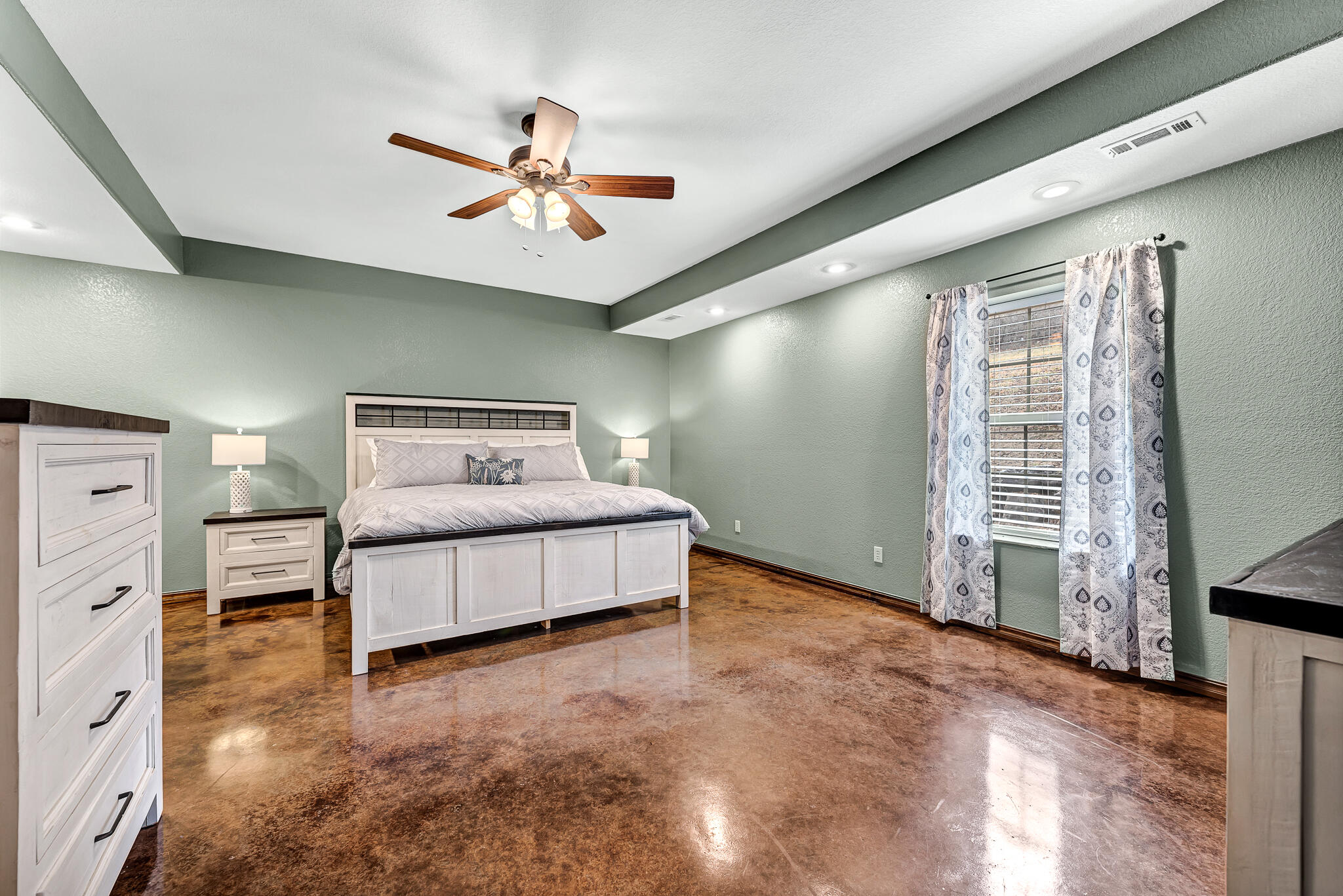 563 County Road 301