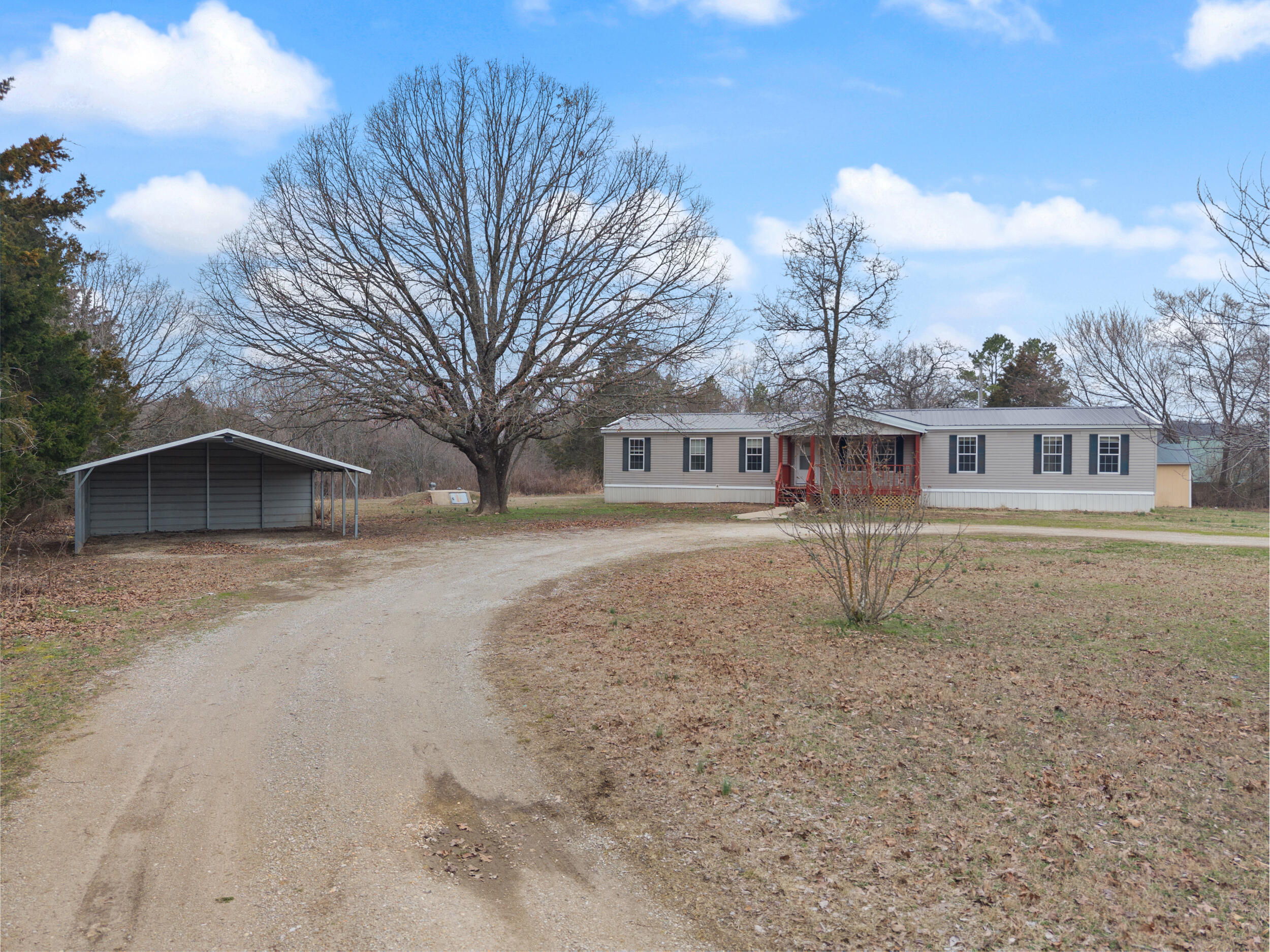 6978 N Highway 23