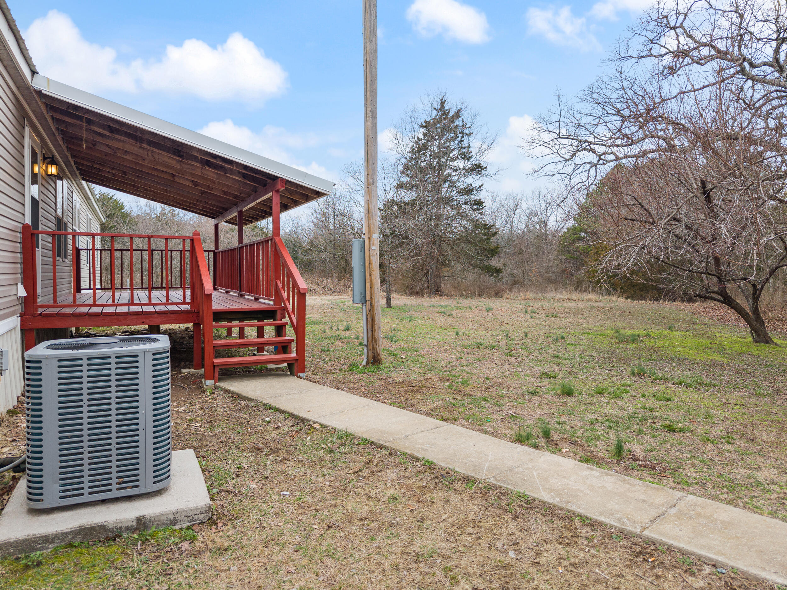 6978 N Highway 23
