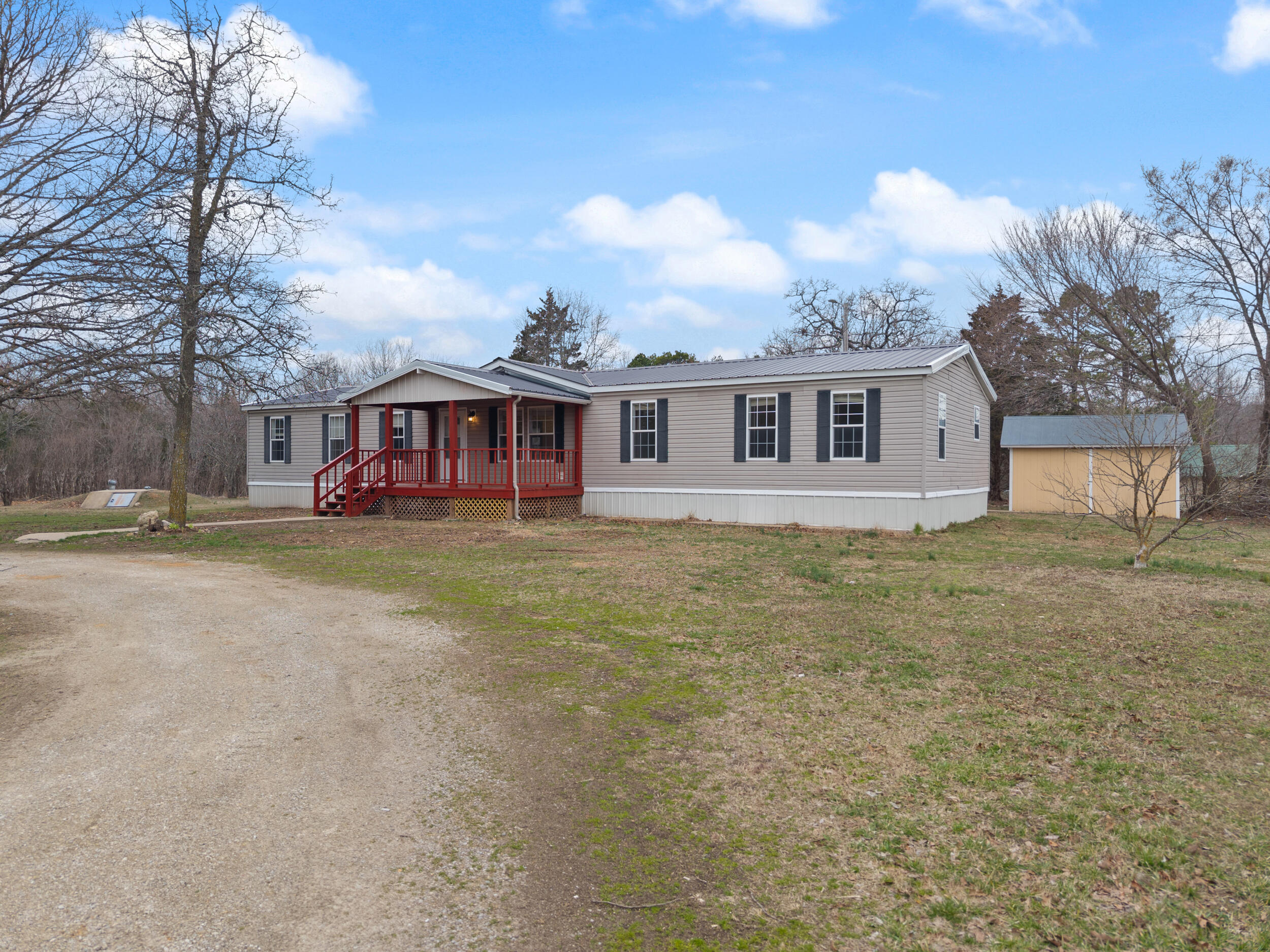 6978 N Highway 23