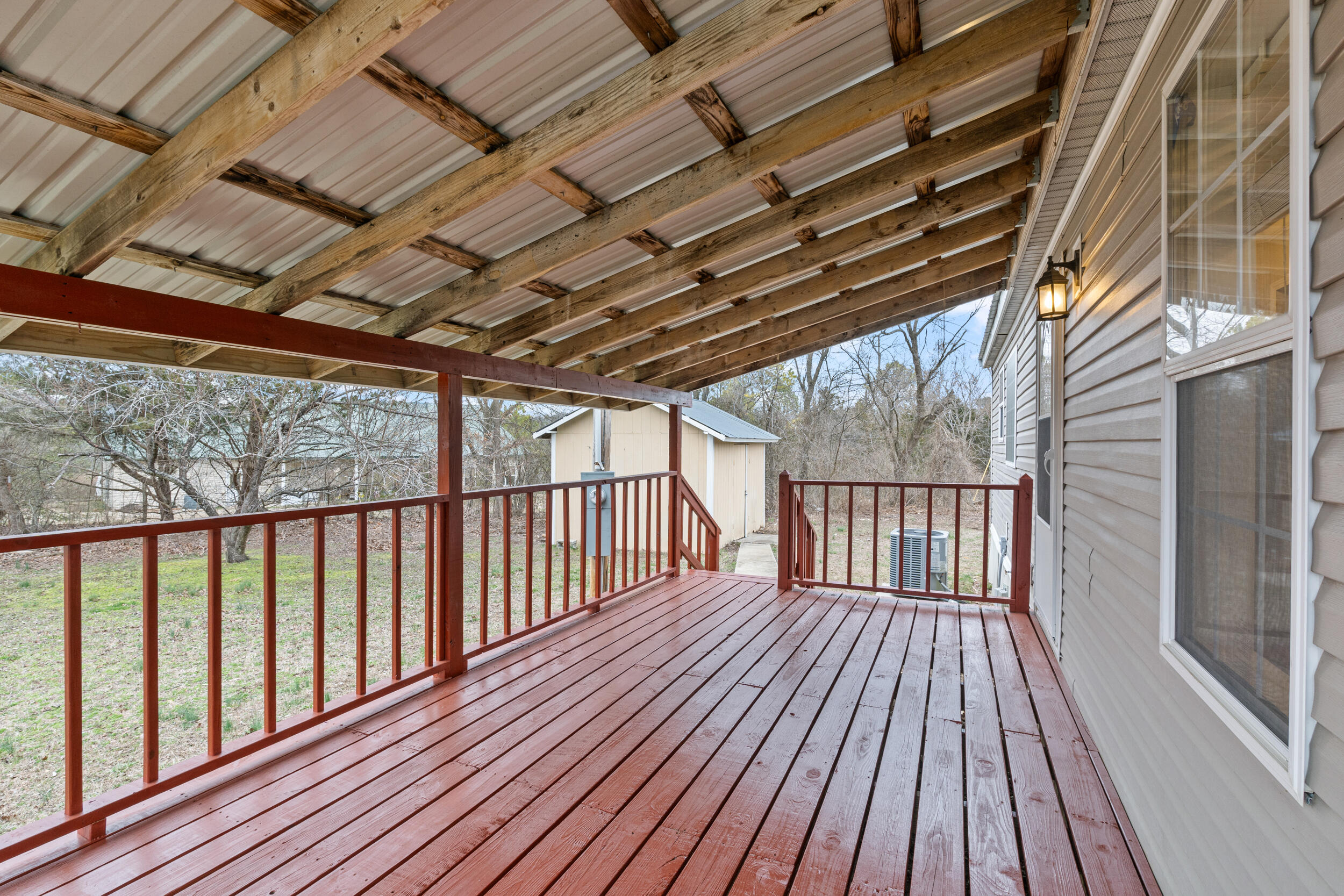6978 N Highway 23