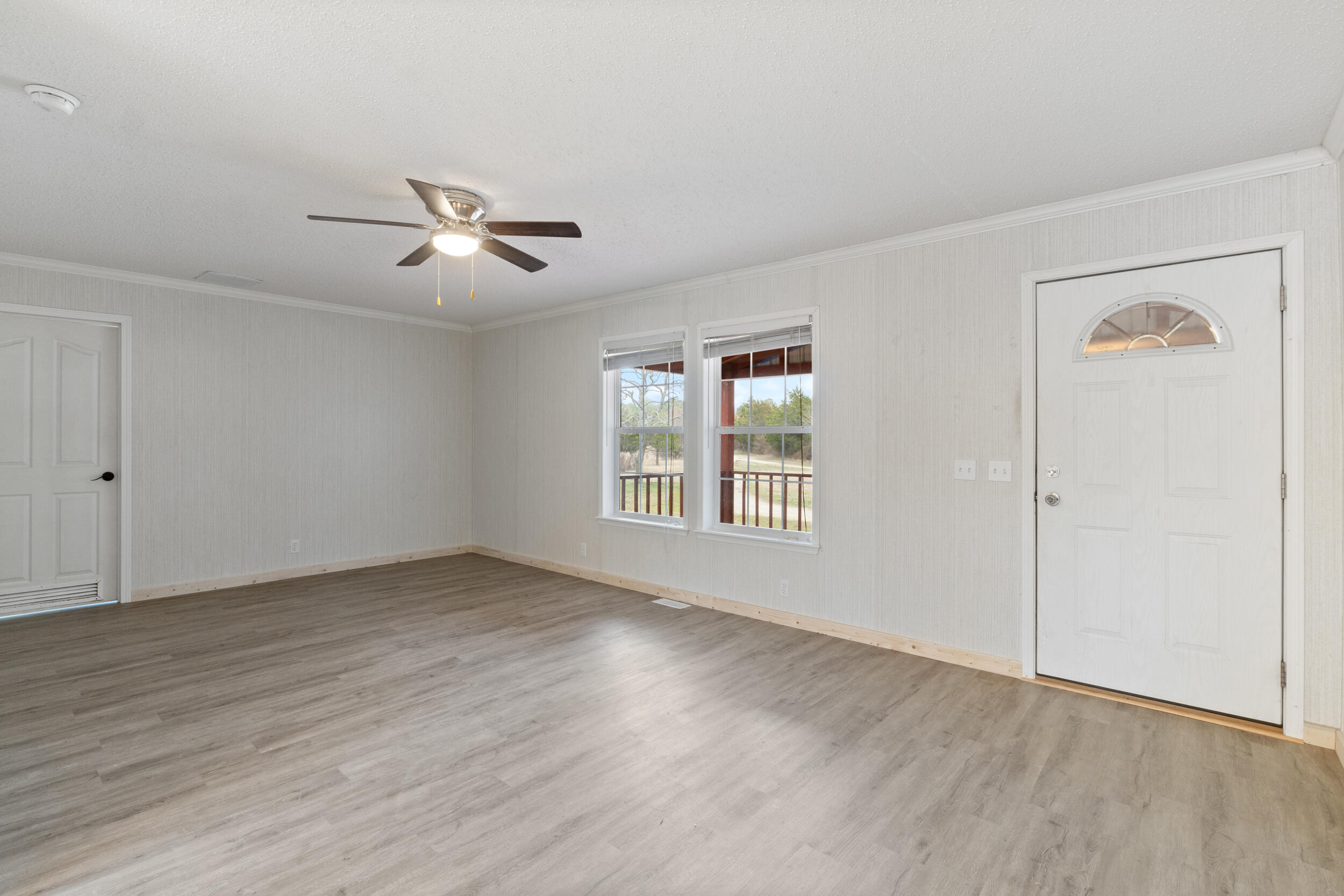 6978 N Highway 23