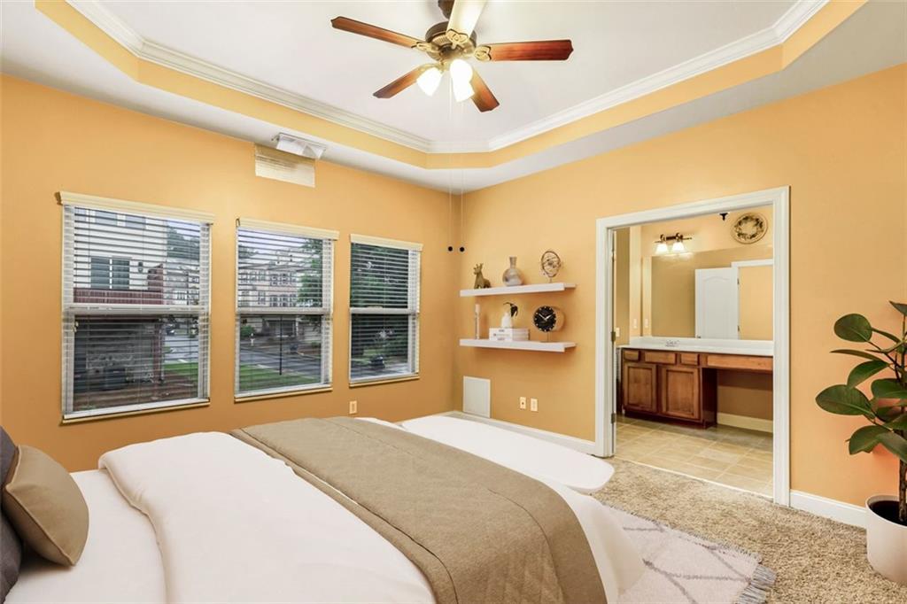 275 Blue Pointe Court
