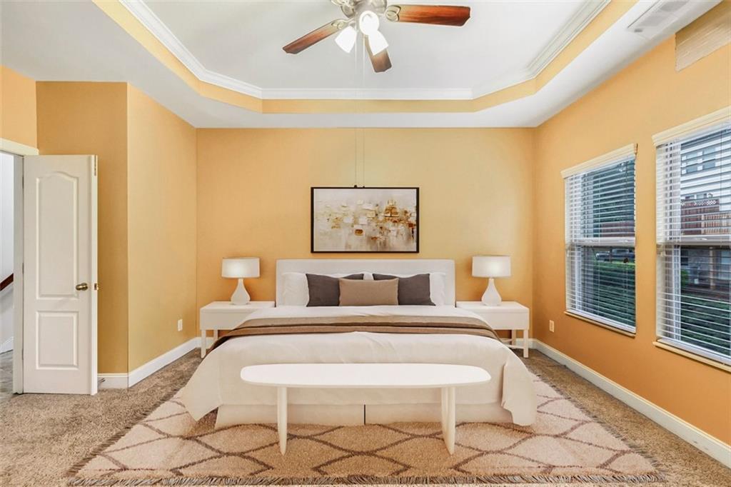275 Blue Pointe Court