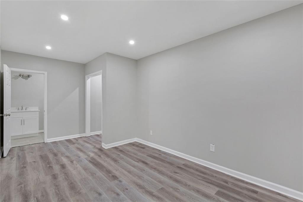 7090 Oakhill Circle