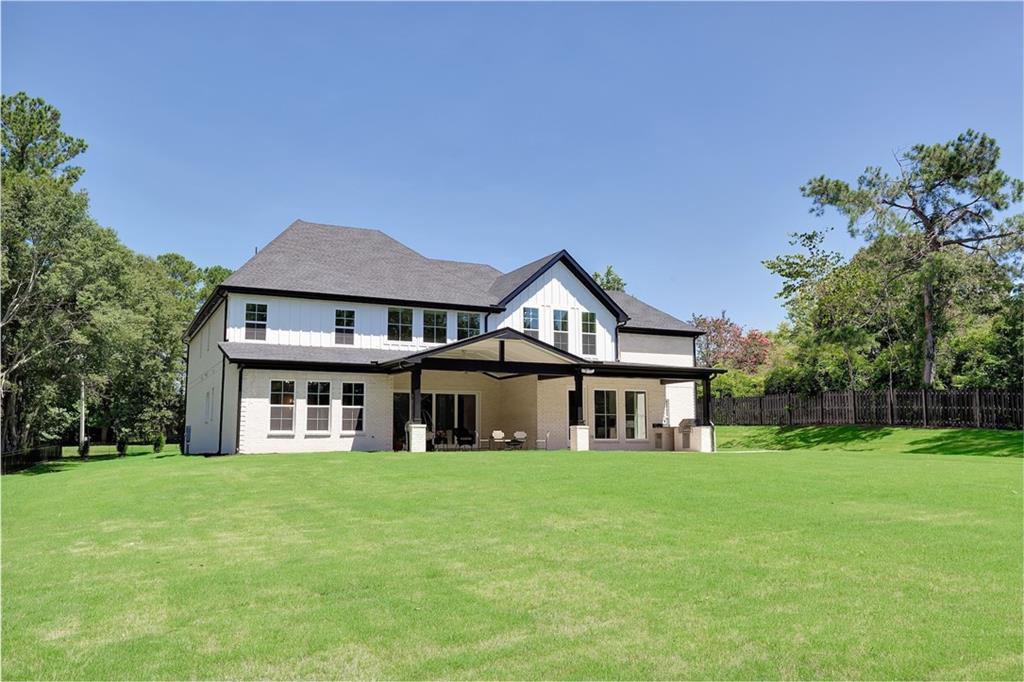 3245 Smithtown Road