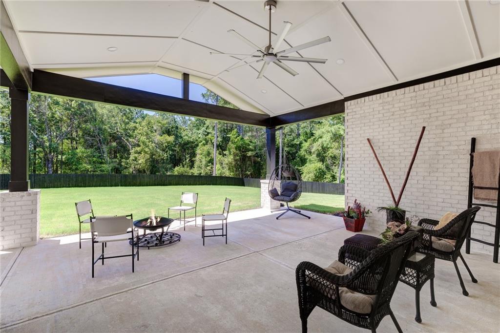 3245 Smithtown Road