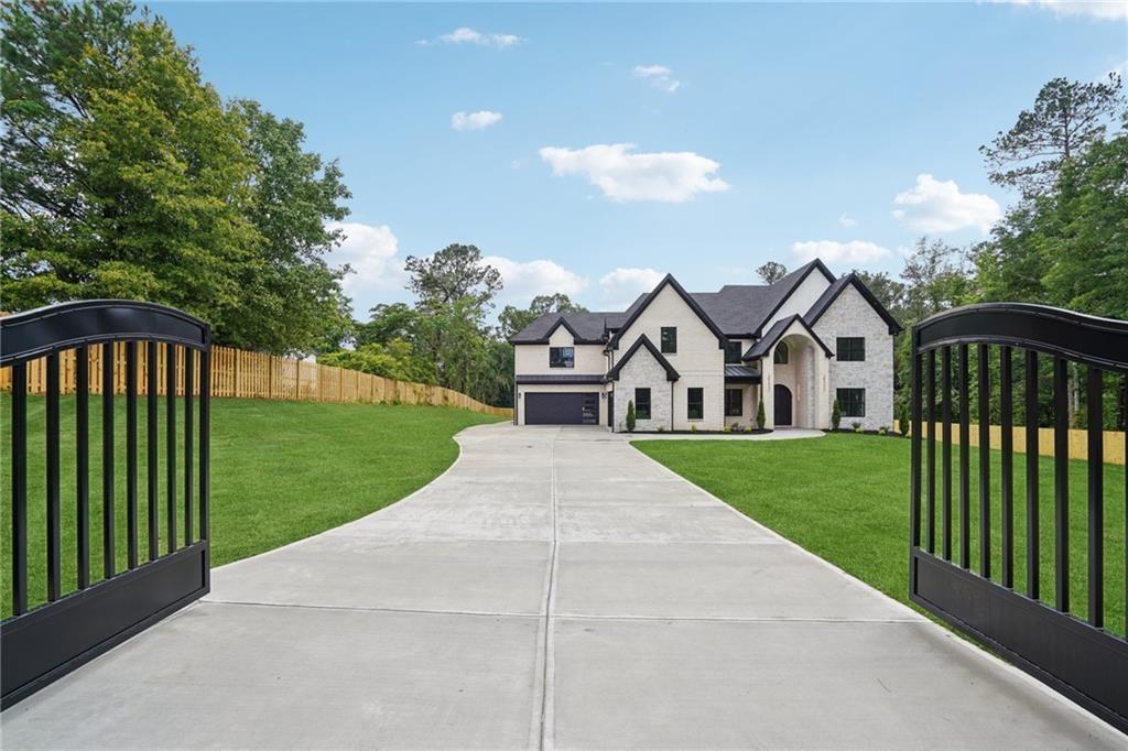 3245 Smithtown Road