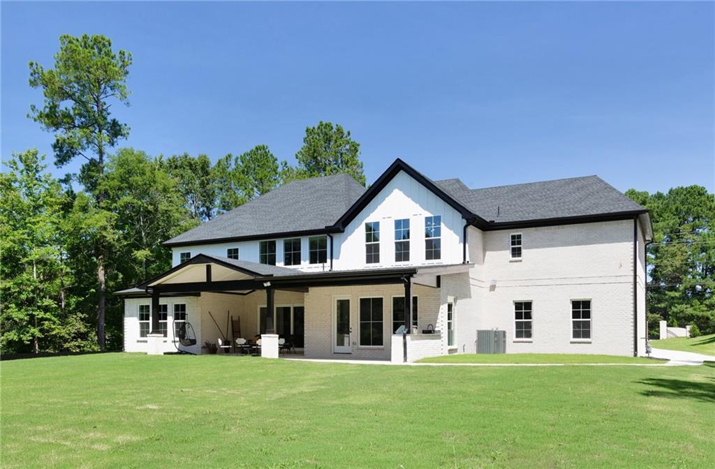 3245 Smithtown Road
