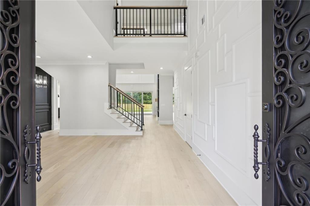 3245 Smithtown Road