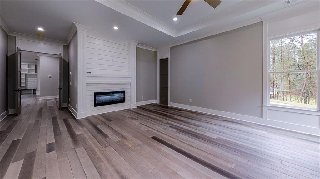 3275 Smithtown Road