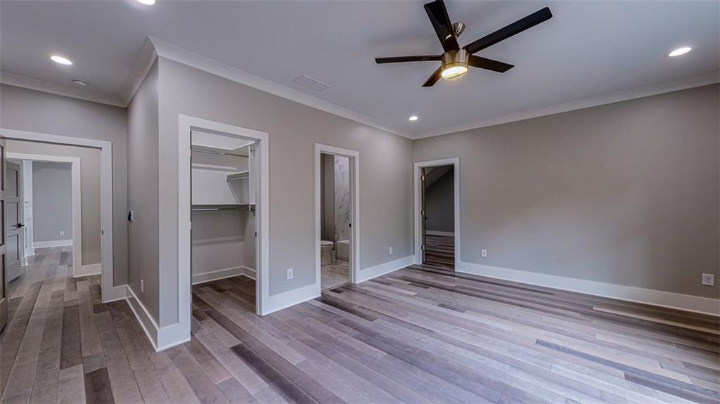 3275 Smithtown Road