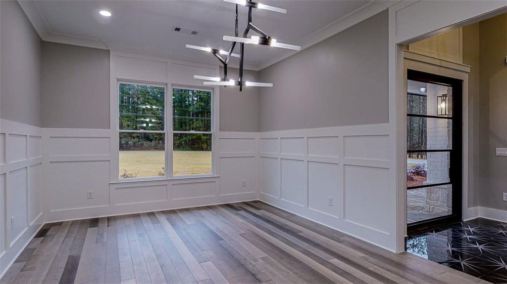 3275 Smithtown Road