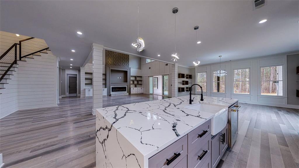 3275 Smithtown Road