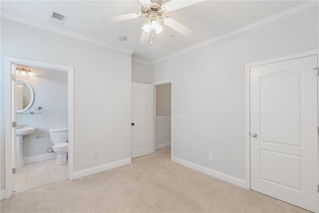 1953 Sterling Oaks Circle NE