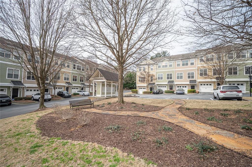 1953 Sterling Oaks Circle NE